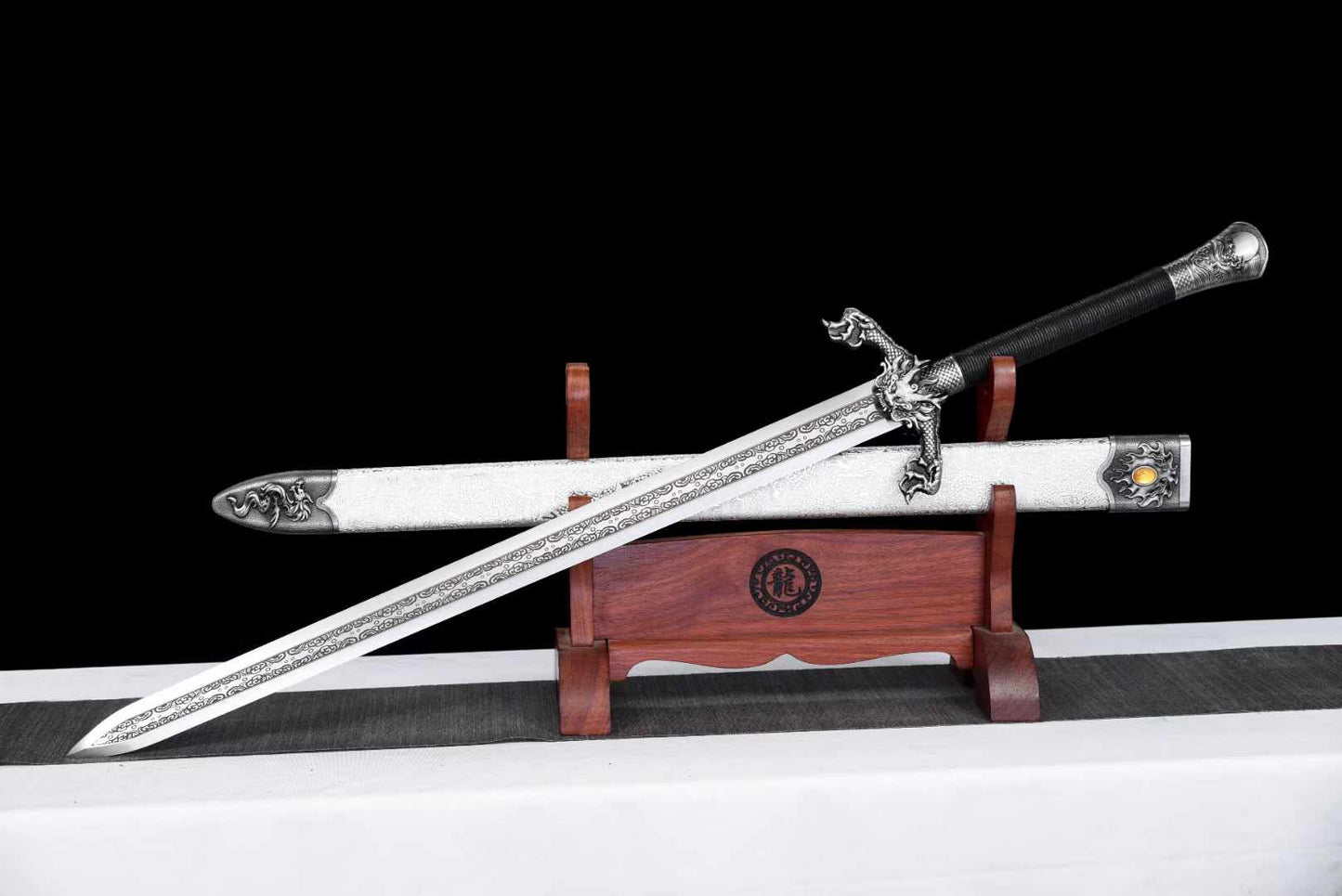 Flying Dragon Battle Sword – Hand Forged Spring Steel Blade, Double-Edged