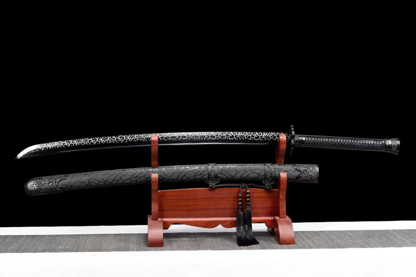 Qing dao,Forged High Carbon Steel Black Blade,Solid Wood Wrapped Faux Leather Scabbard,Alloy Fittings