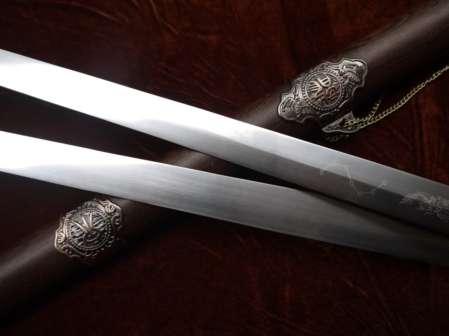 China's Double-Sword/Rosewood Scabbard/Stainless Steel/Bat Tai Chi Sword