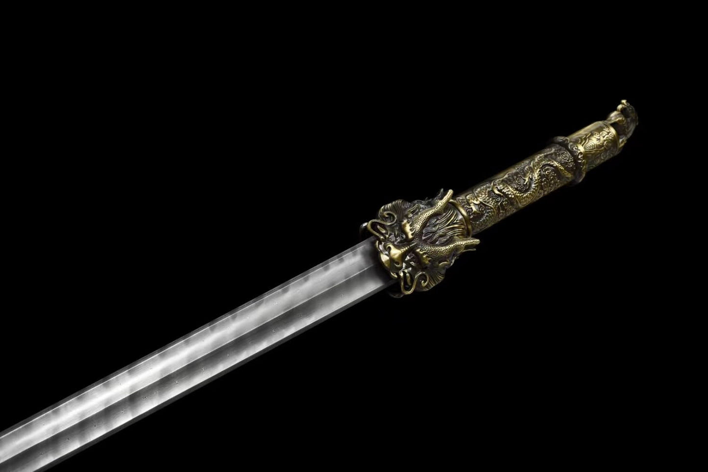 Dragon King Jian Sword-Genuine Damascus Steel Blade,Elegant Alloy Fittings,and Exquisite Rosewood Scabbard