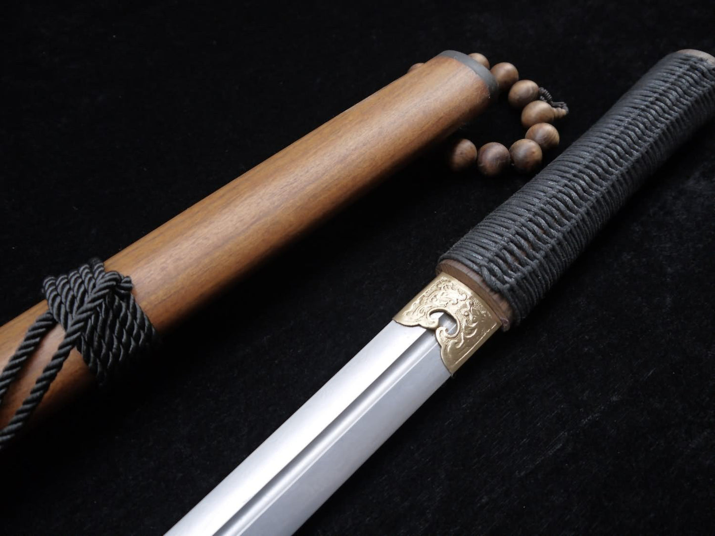 Tang jian,Damascus Steel blade,MAHOGANY,Hand-woven rope slip