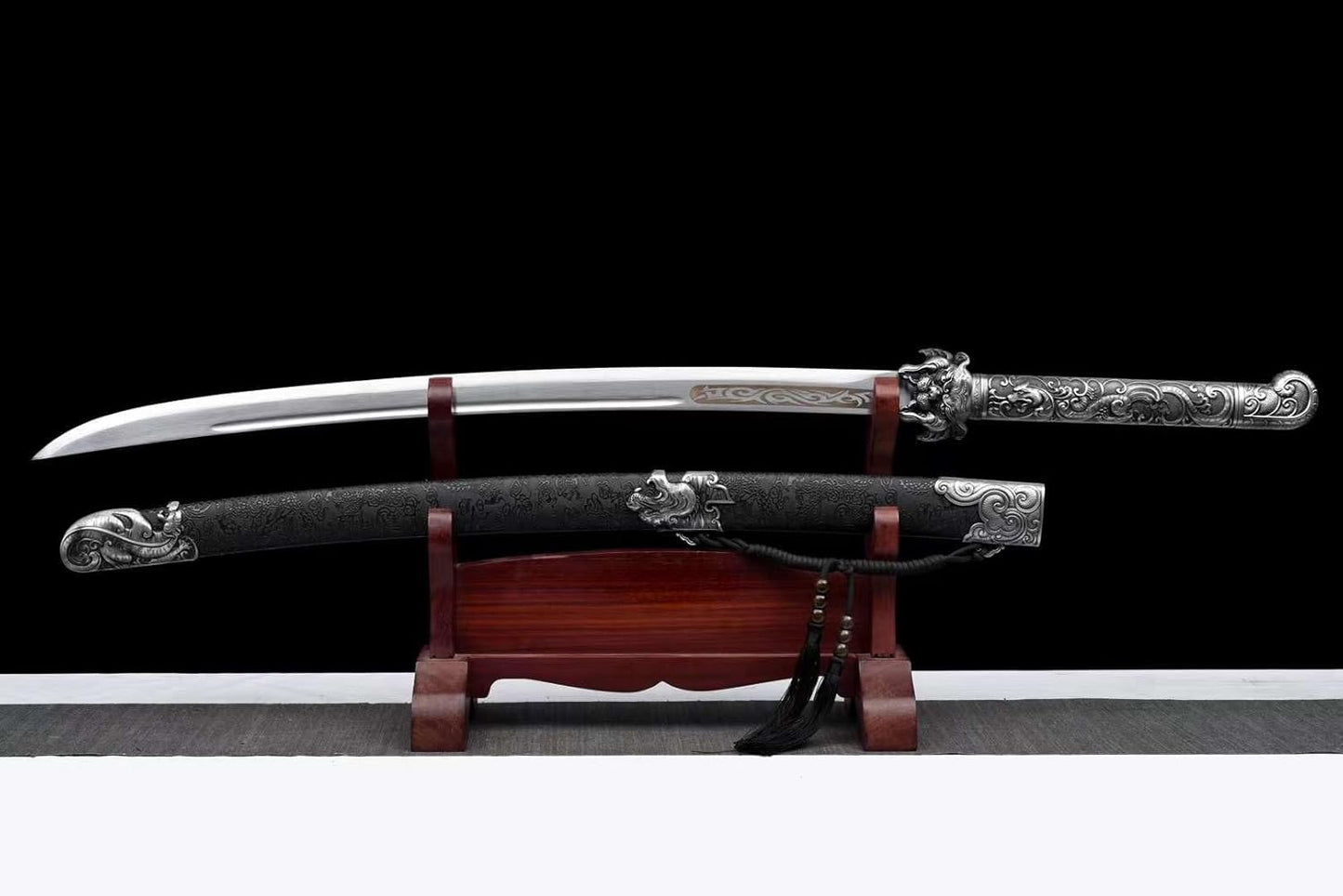 Dragon King Dao Sword - Hand-Forged High carbon Steel Blade, Zinc Alloy Dragon Fittings