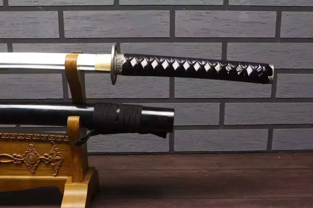 Samurai sword/Katana/High carbon steel blade/Wood paint scabbard/Alloy fitted/Length 39"