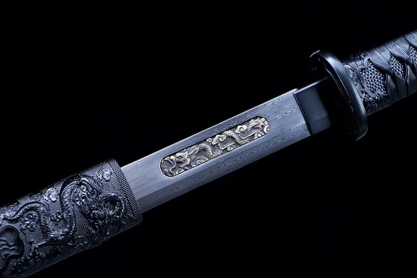 Traditional Tang dao swords,Forged Damascus Steel Blade,Alloy Fittings