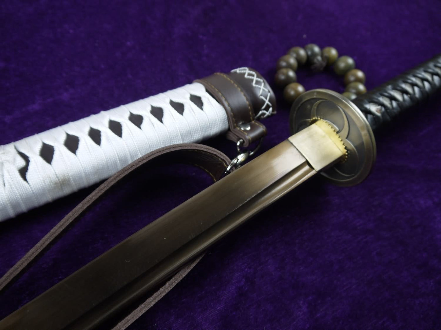 Uchikatana/High carbon steel Golden blade/Leather scabbard/Alloy fittings