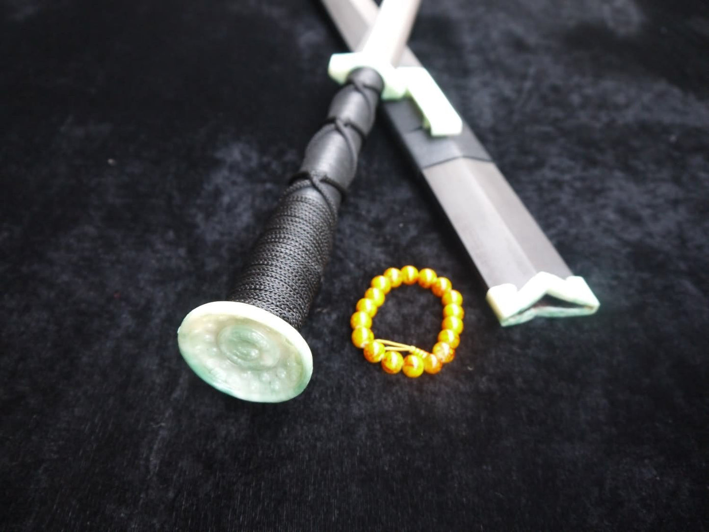 Chinese sword,Damascus steel Eight blade,Black scabbard,Resin Jade fitting