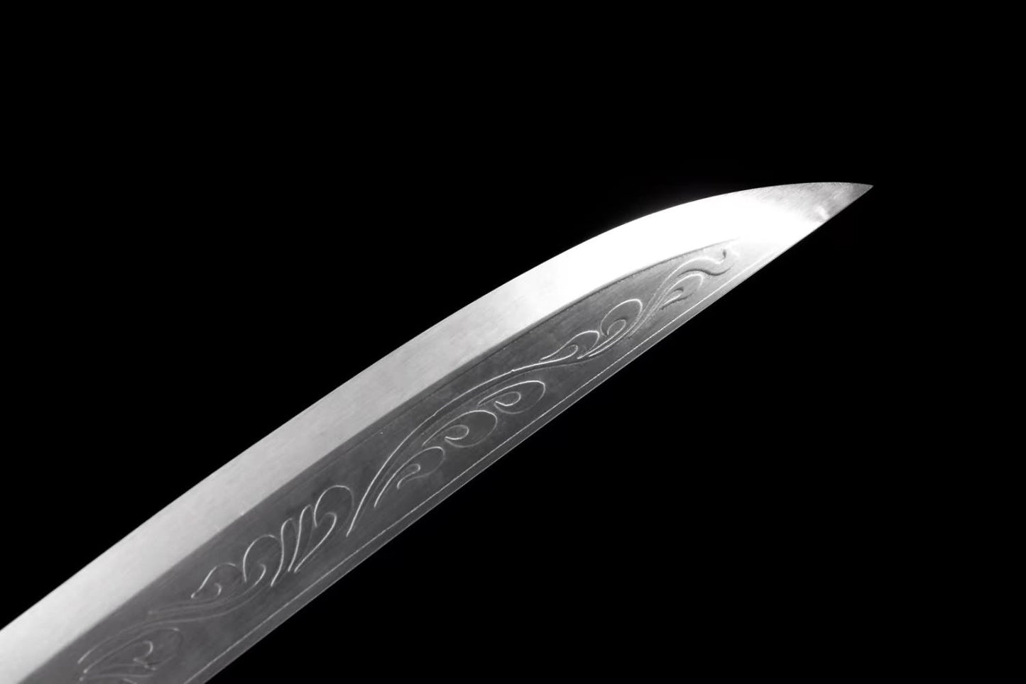 Dragon Claw Tang dao Forged High Carbon Steel Blade,Alloy Fittings,Solid Wood Scabbard