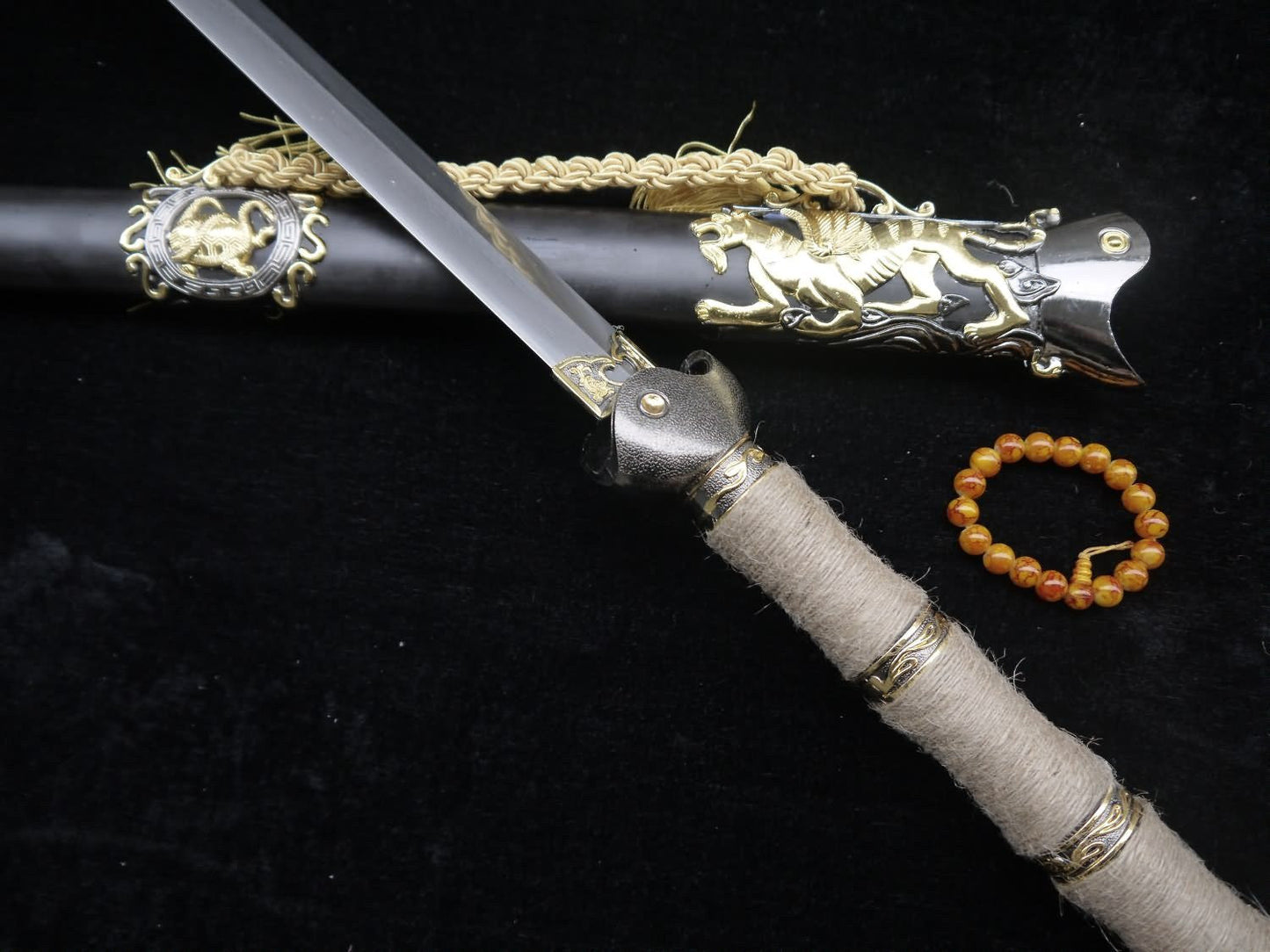 Tortoise snake sword,Damascus steel,Black Scabbard,Hemp twine