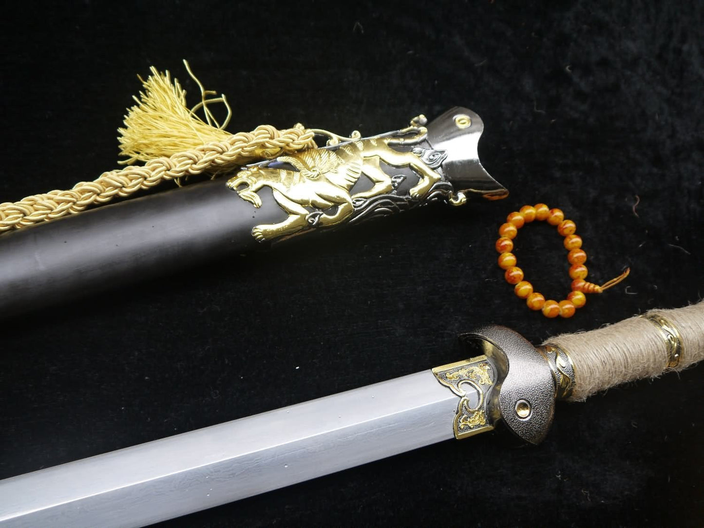 Tortoise snake sword,Damascus steel,Black Scabbard,Hemp twine