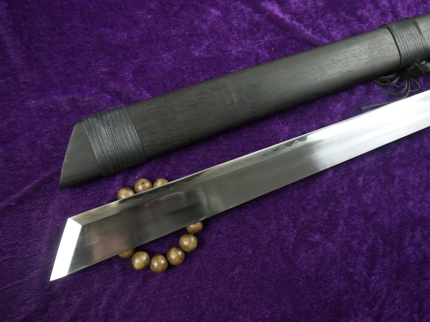 Guard Sabre,High carbon steel Cover burning blade,Ebony scabbard