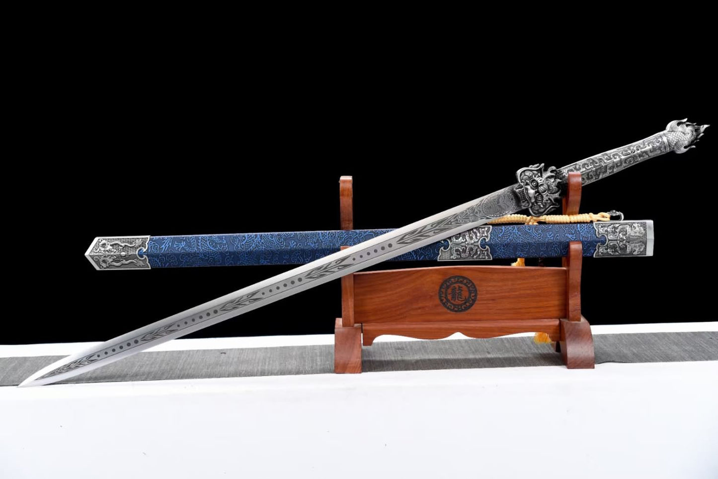 War Sword with Forged Spring Steel Engraved Pattern Blade,Alloy Fittings,44”