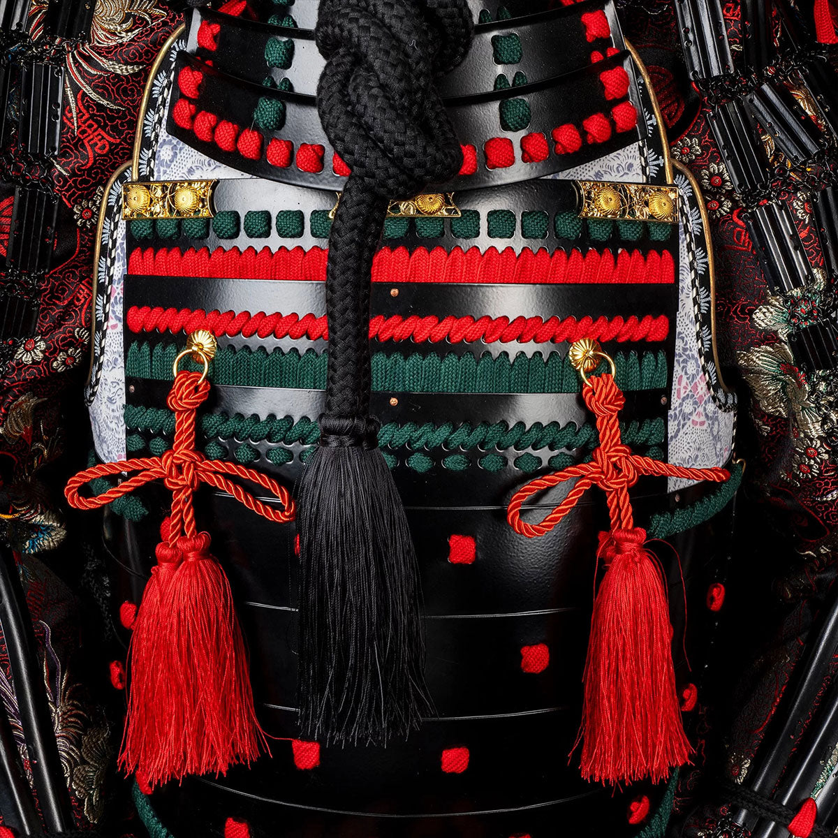 Handmade Oda Clan Red & Black Samurai Armor, Life-Size Yoroi with Helmet