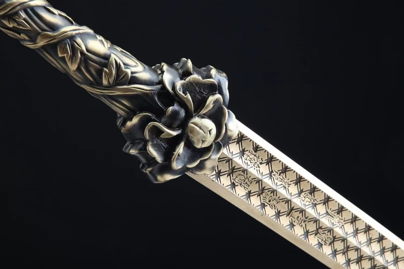 Spring and Autumn Period Bronze Sword,Collection