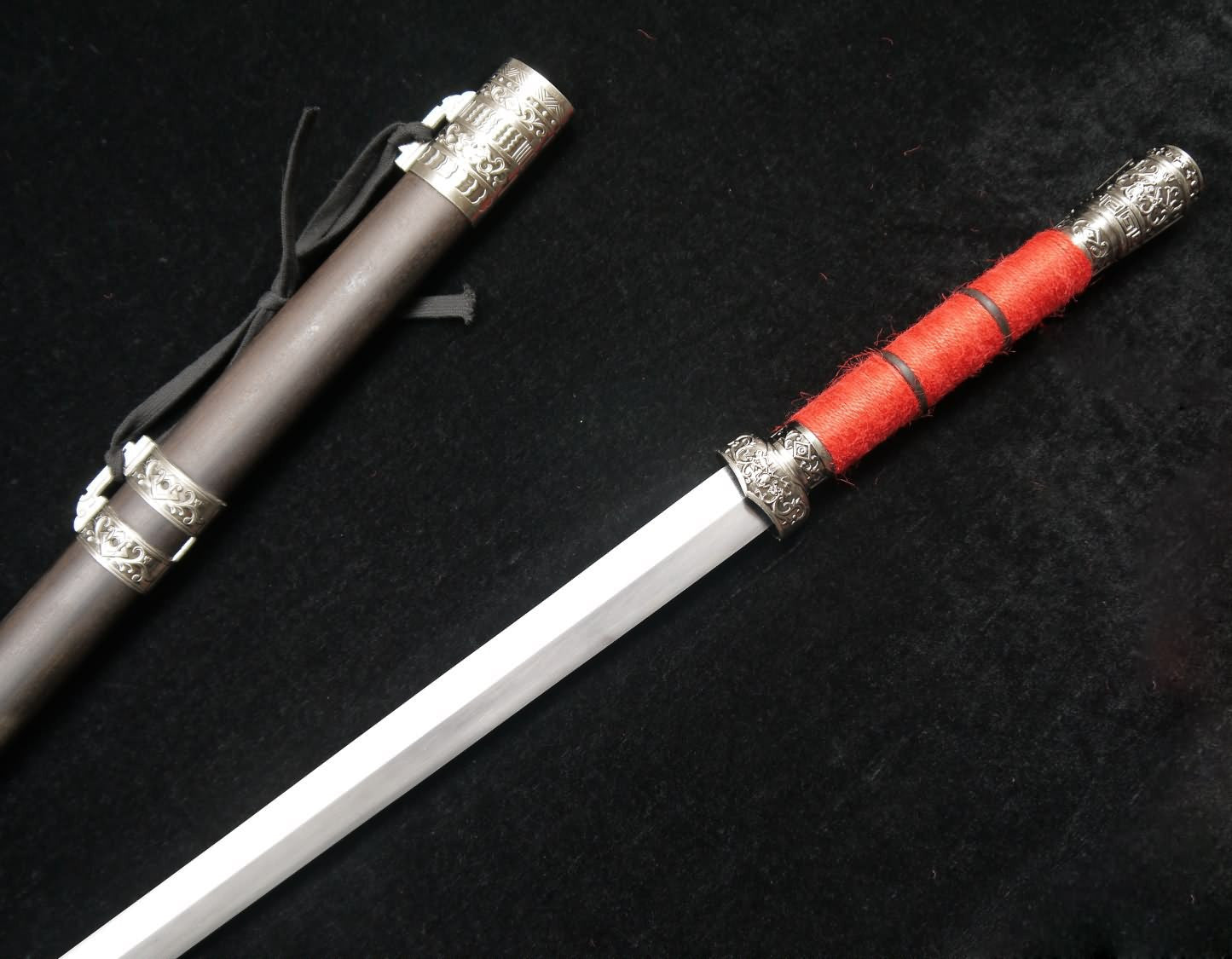 Traditional swords(High Manganese Steel blade,Black wood scabbard)Length 39"