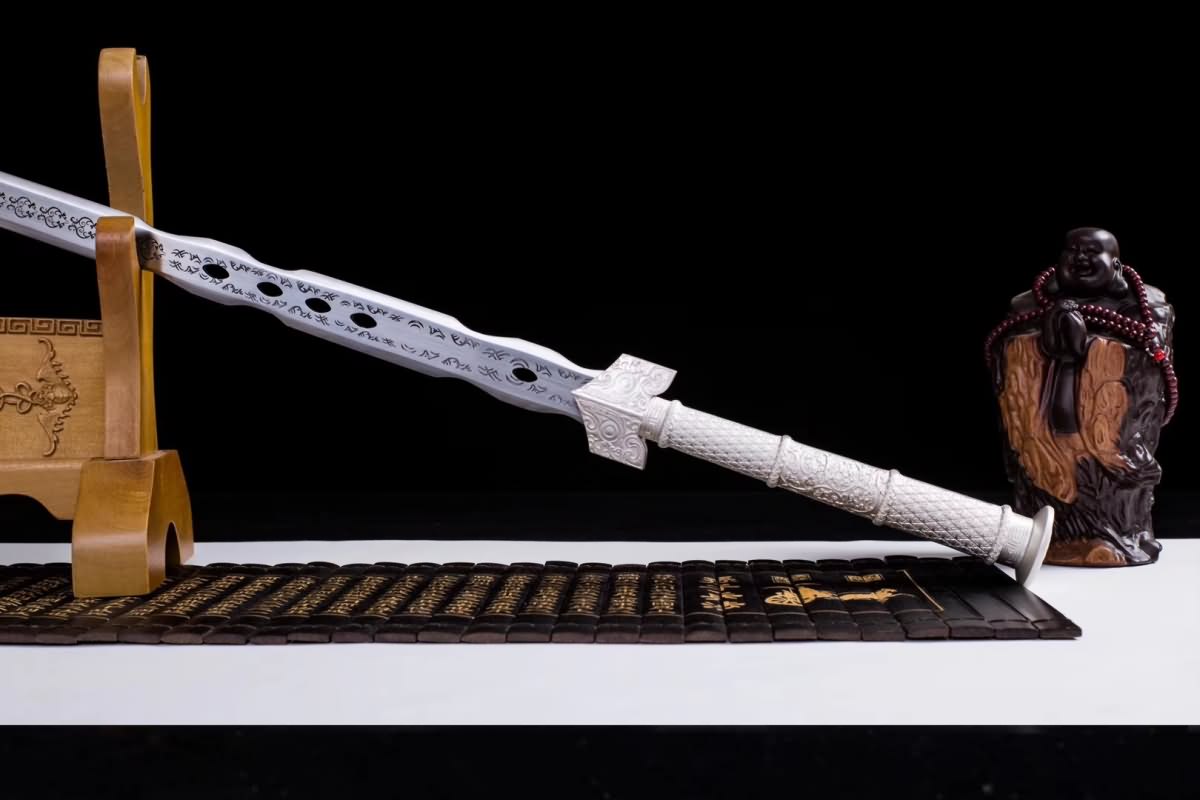 Han jian,High carbon steel etch blade,Alloy handle,White scabbard