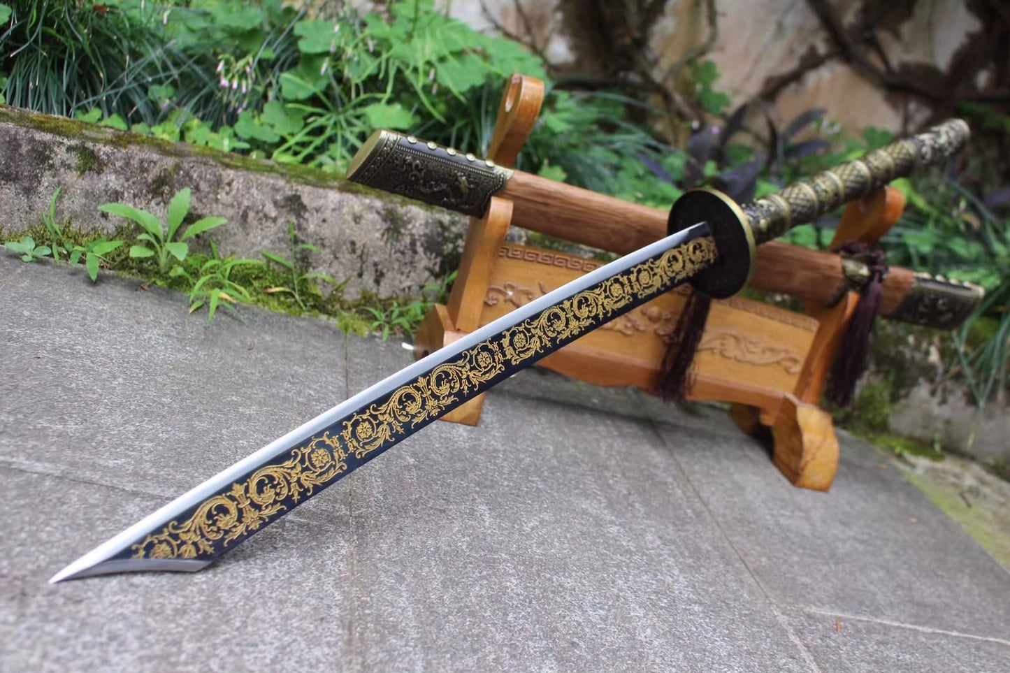 Broadsword,Handmade(High carbon steel blade,Alloy handle)Handmade art