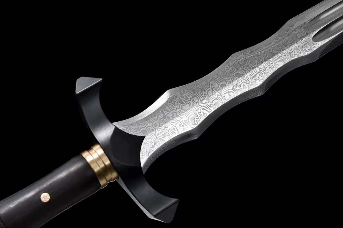 Supreme War Sword,Forged Damascus steel blade,Ebony scabbard