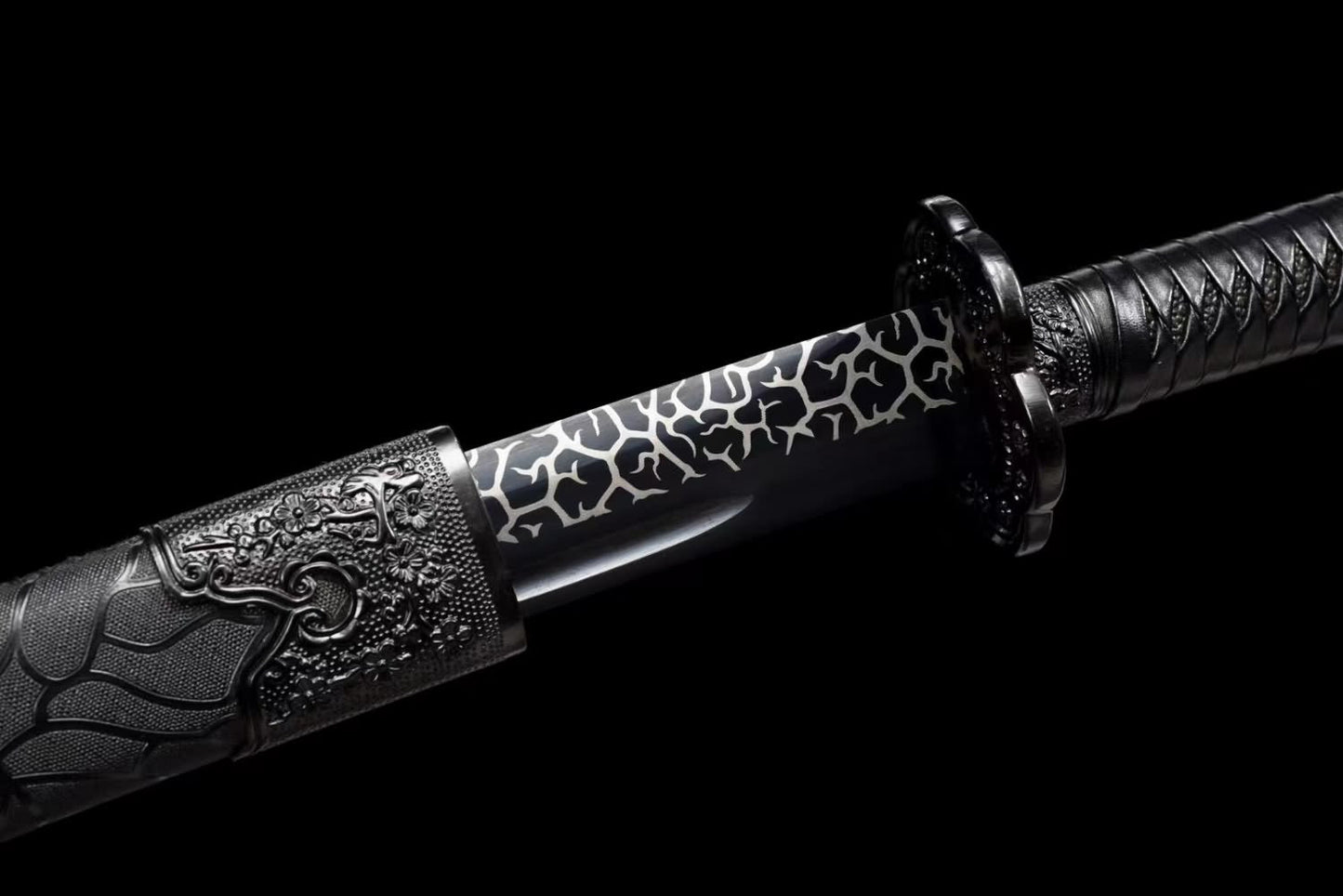 Qing dao,Forged High Carbon Steel Black Blade,Solid Wood Wrapped Faux Leather Scabbard,Alloy Fittings