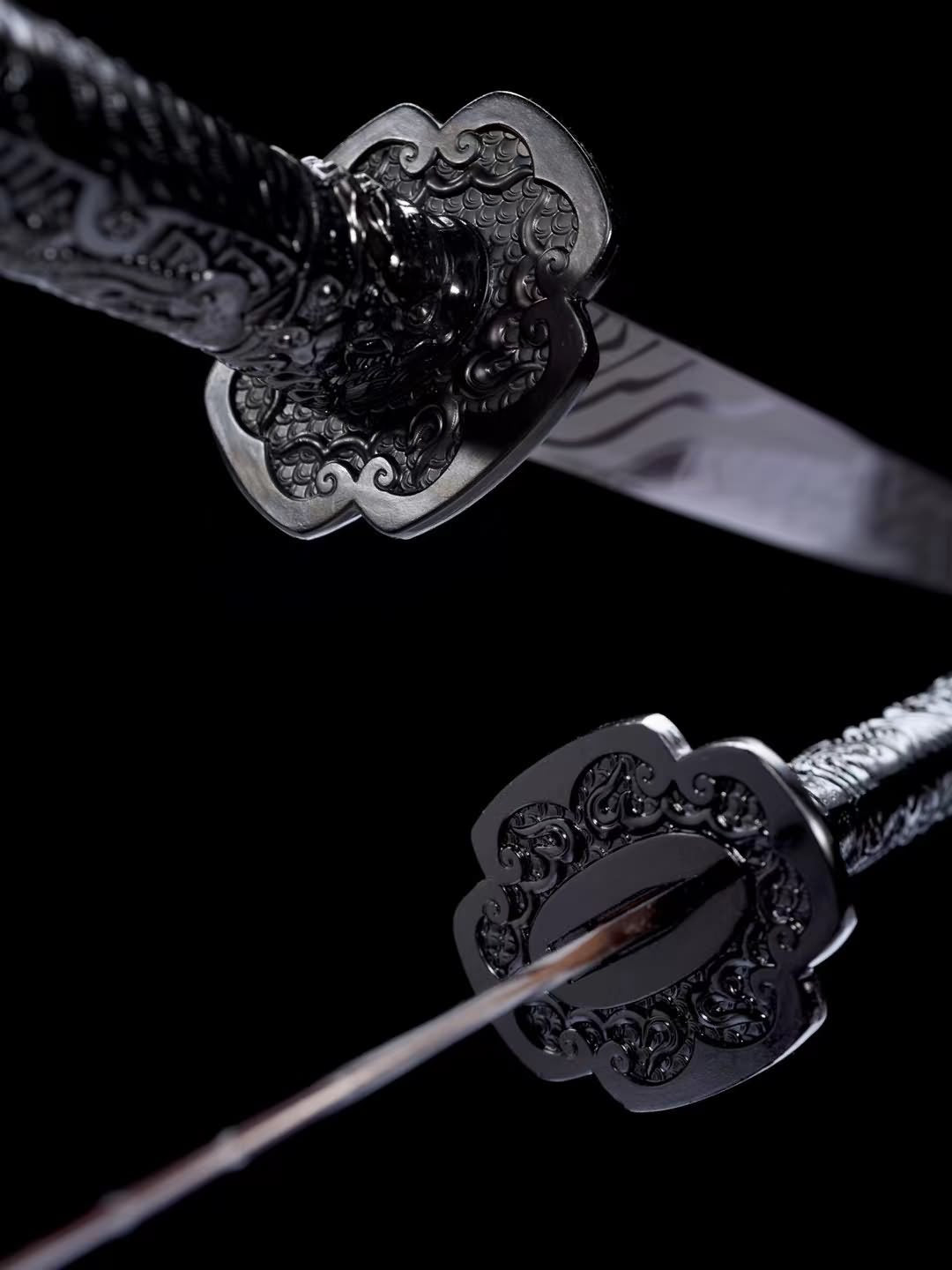 Embroidery Spring Sword-Handcrafted High carbon Steel Blade with Laser Engraved Patterns,Rosewood Scabbard,Alloy Fittings