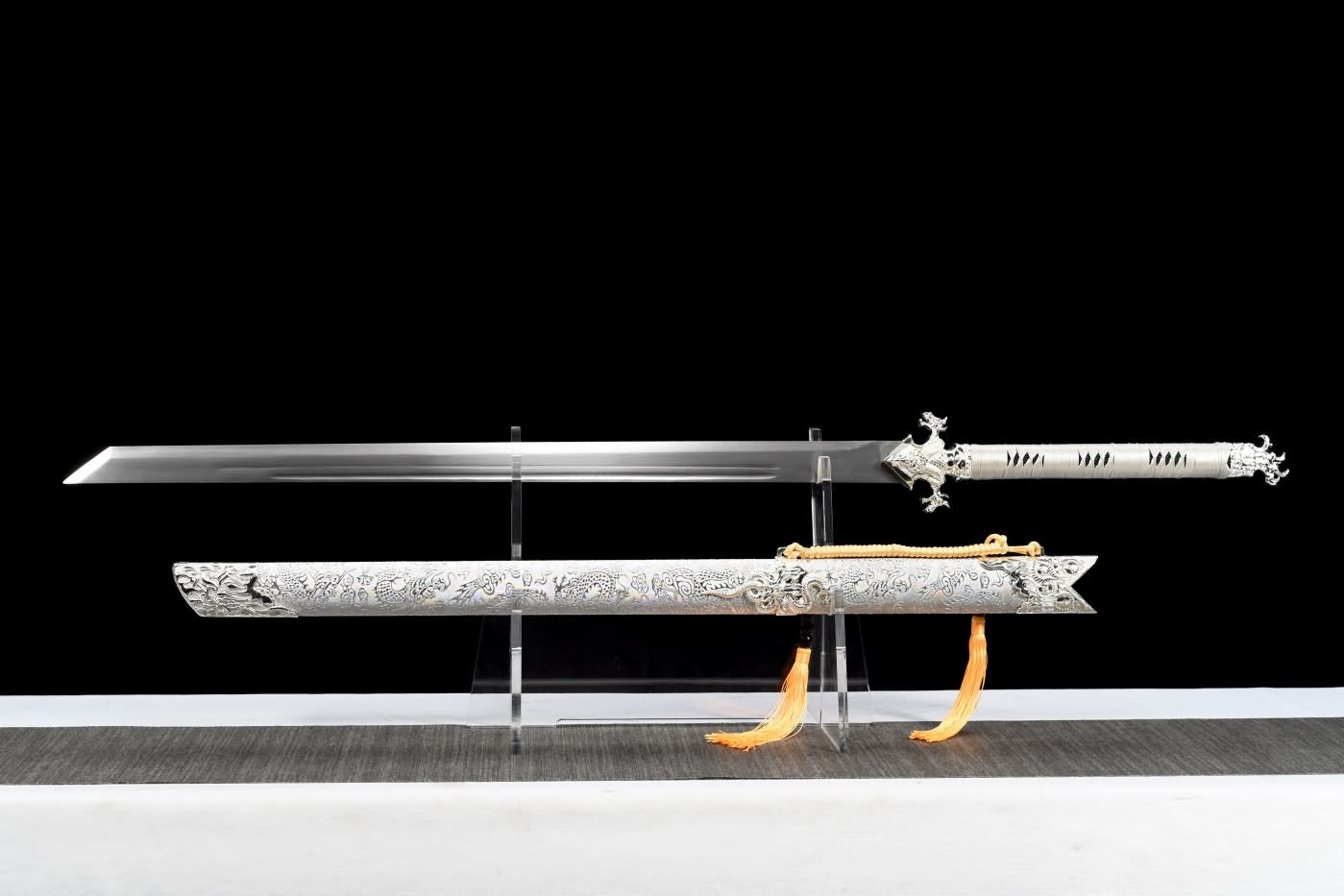 War Dragon dao Sword Real,High Carbon Steel Blade,Silver Leather Scabbard