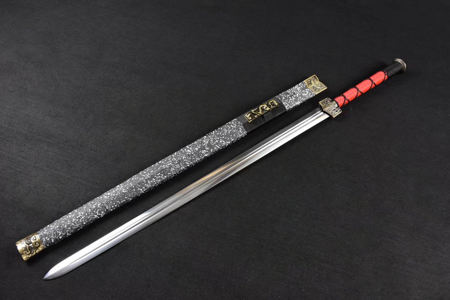 Han jian,Medium carbon steel,Snowflake scabbard,Alloy fitted,Length 42 inch