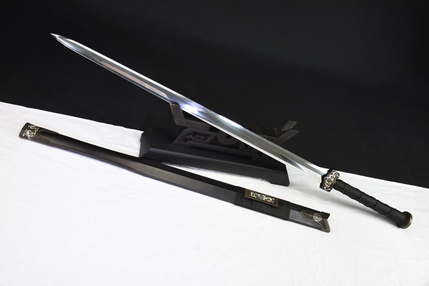 Han jian,T10 High carbon steel blade,Ebony scabbard,Brass