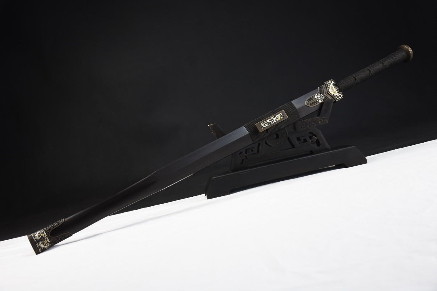 Han jian,T10 High carbon steel blade,Ebony scabbard,Brass