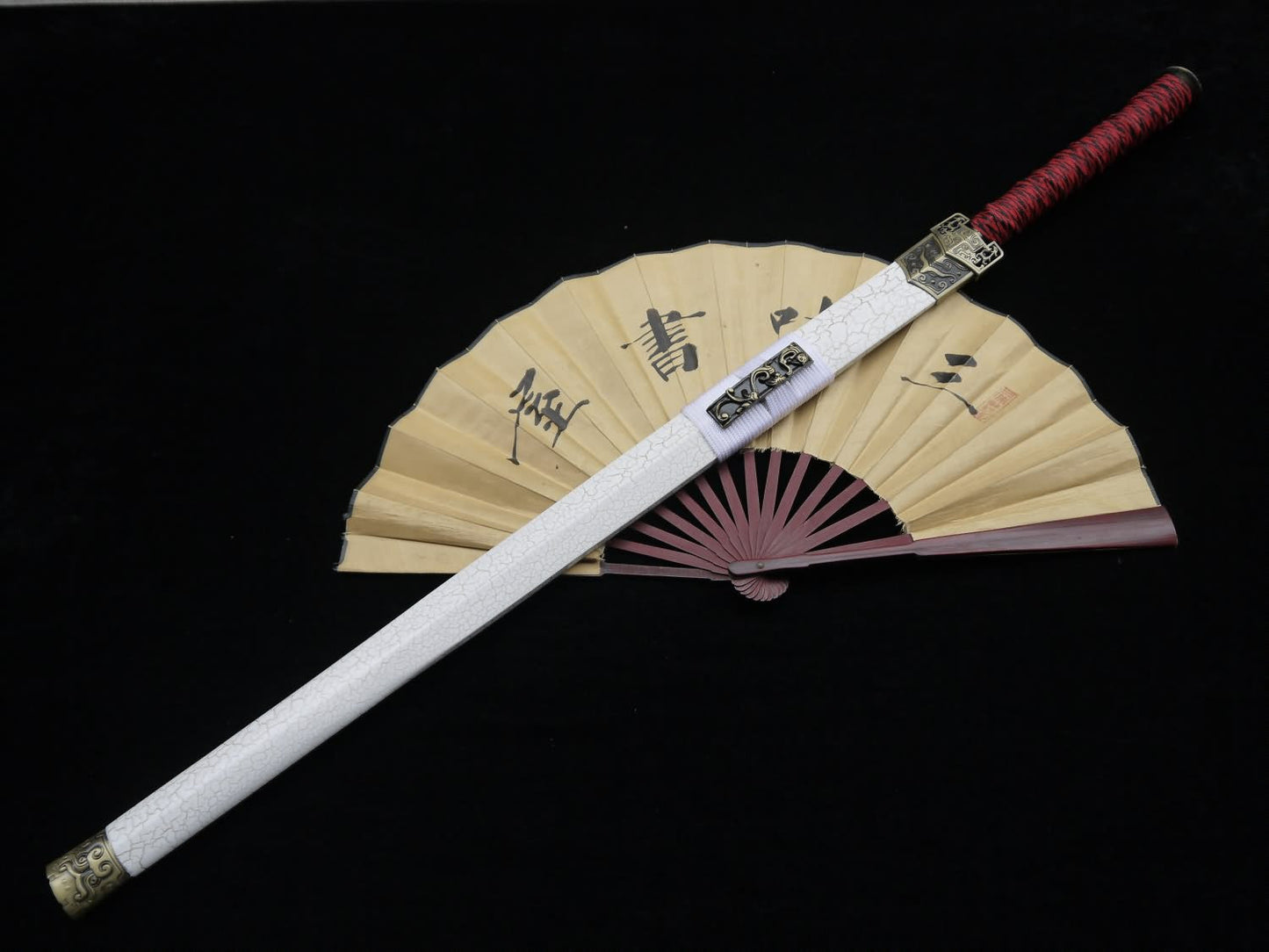 Han jian(Medium carbon steel blade,White scabbard,Alloy)Length 39"