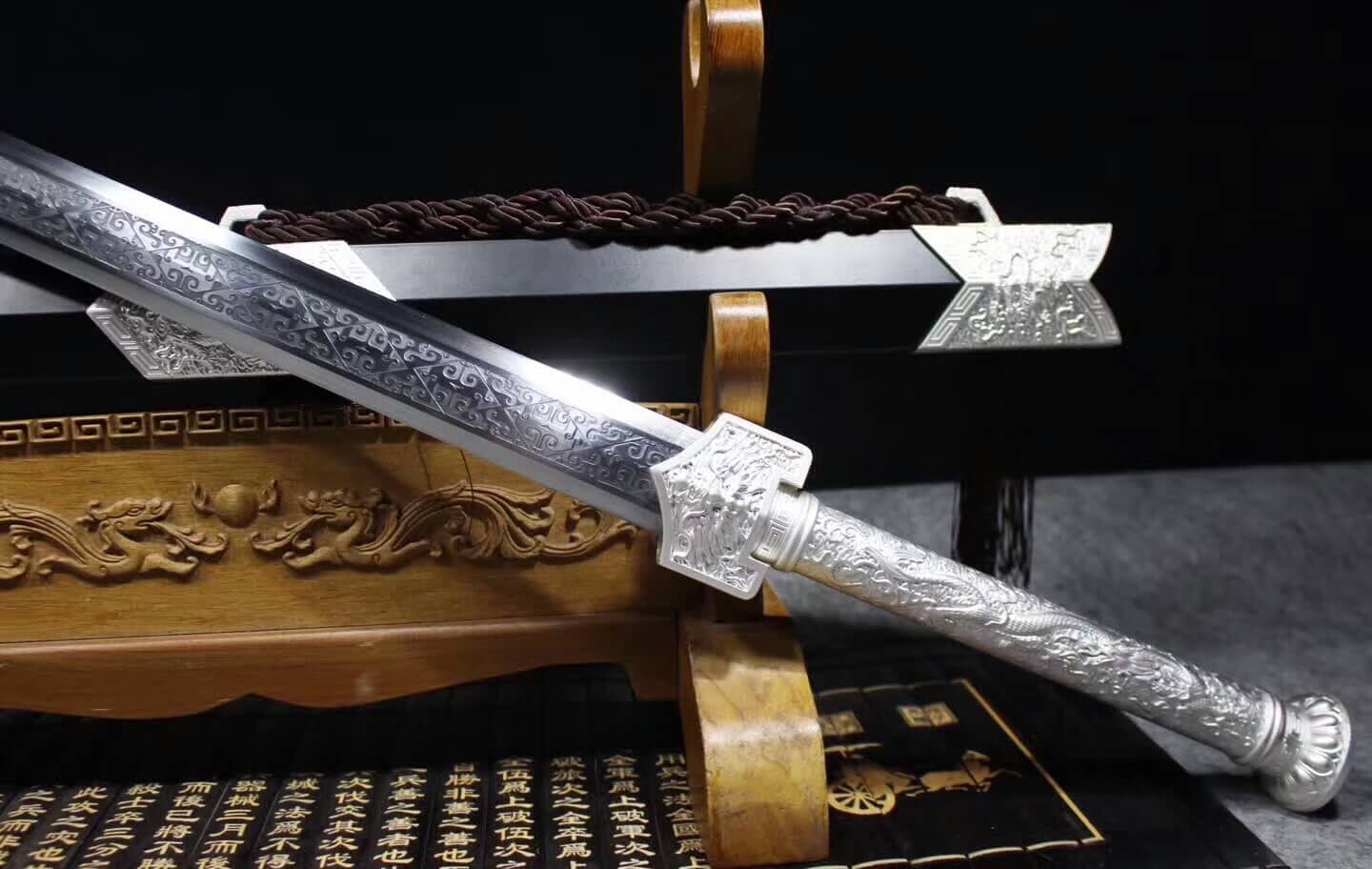 Han jian(High carbon steel etched blade,Metal scabbard,Alloy)Length 39"