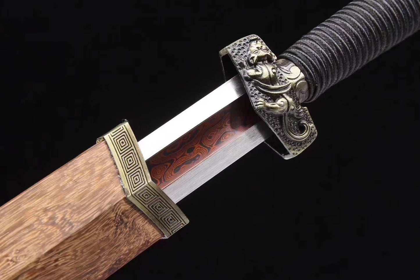 Han dao sword Damascus steel red blade Alloy fittings