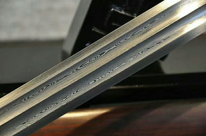 Chrysanthemum sword(Damascus steel bade,Rosewood,Brass)Length 31"