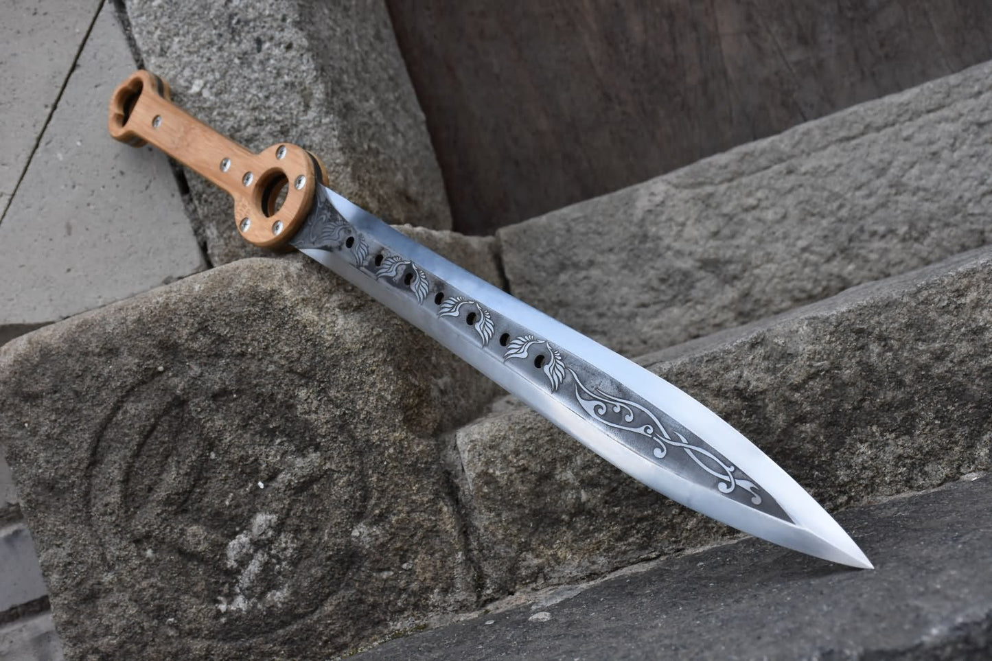 Full tang sword,High carbon steel blade,Leather scabbard