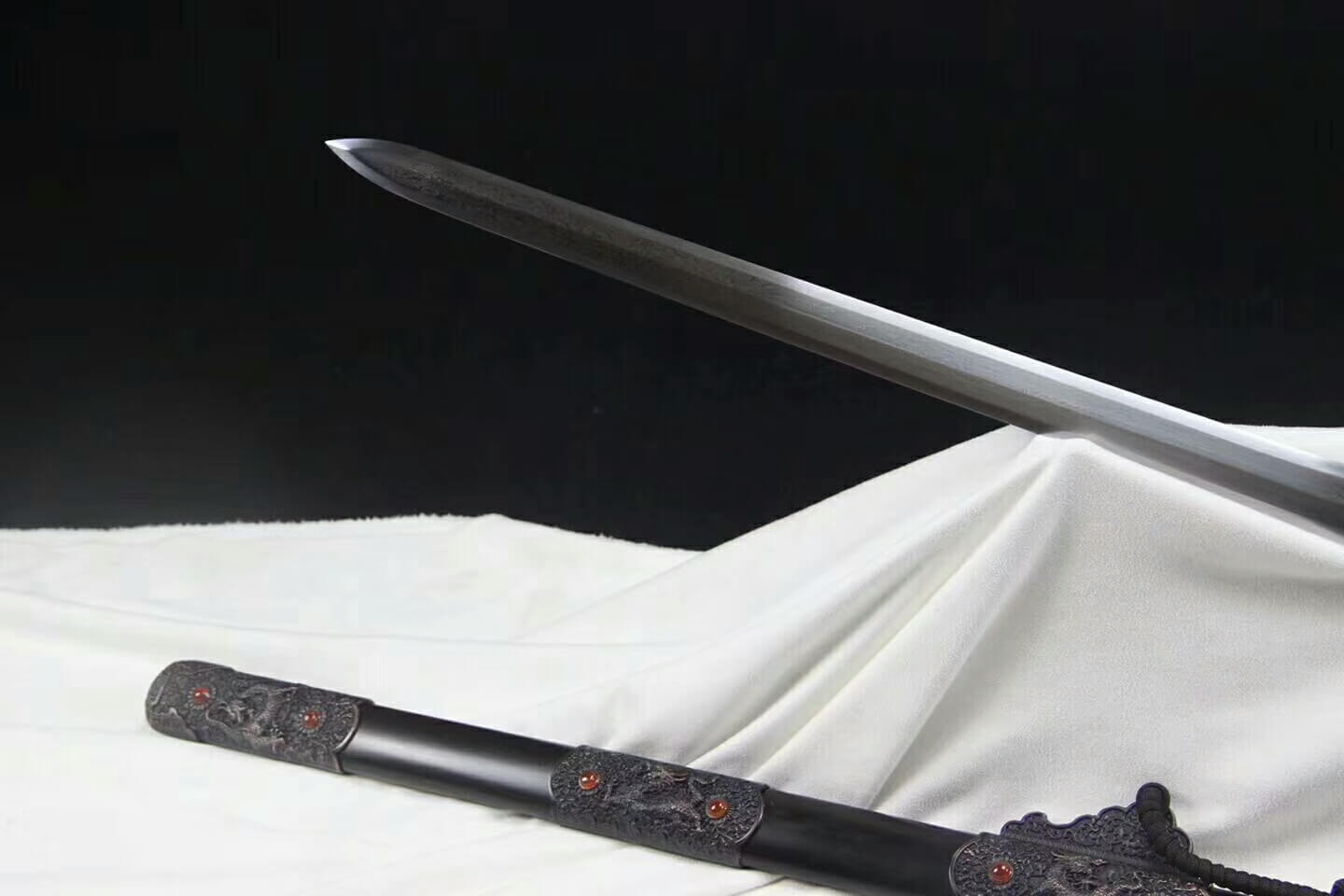 Agate Tang jian,Damascus steel blade,Alloy fittings,Black scabbard