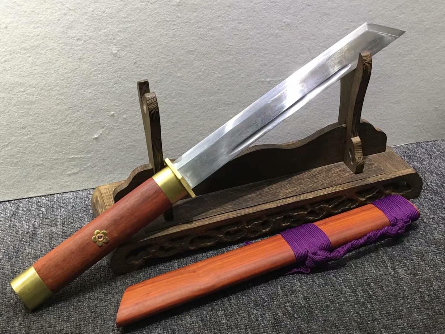 14 Blades dagger,Damascus steel blade,Redwood,Brass fittings