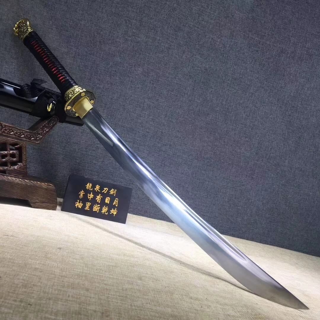 Cut horse broadsword,High carbon steel blade,Wood,Alloy