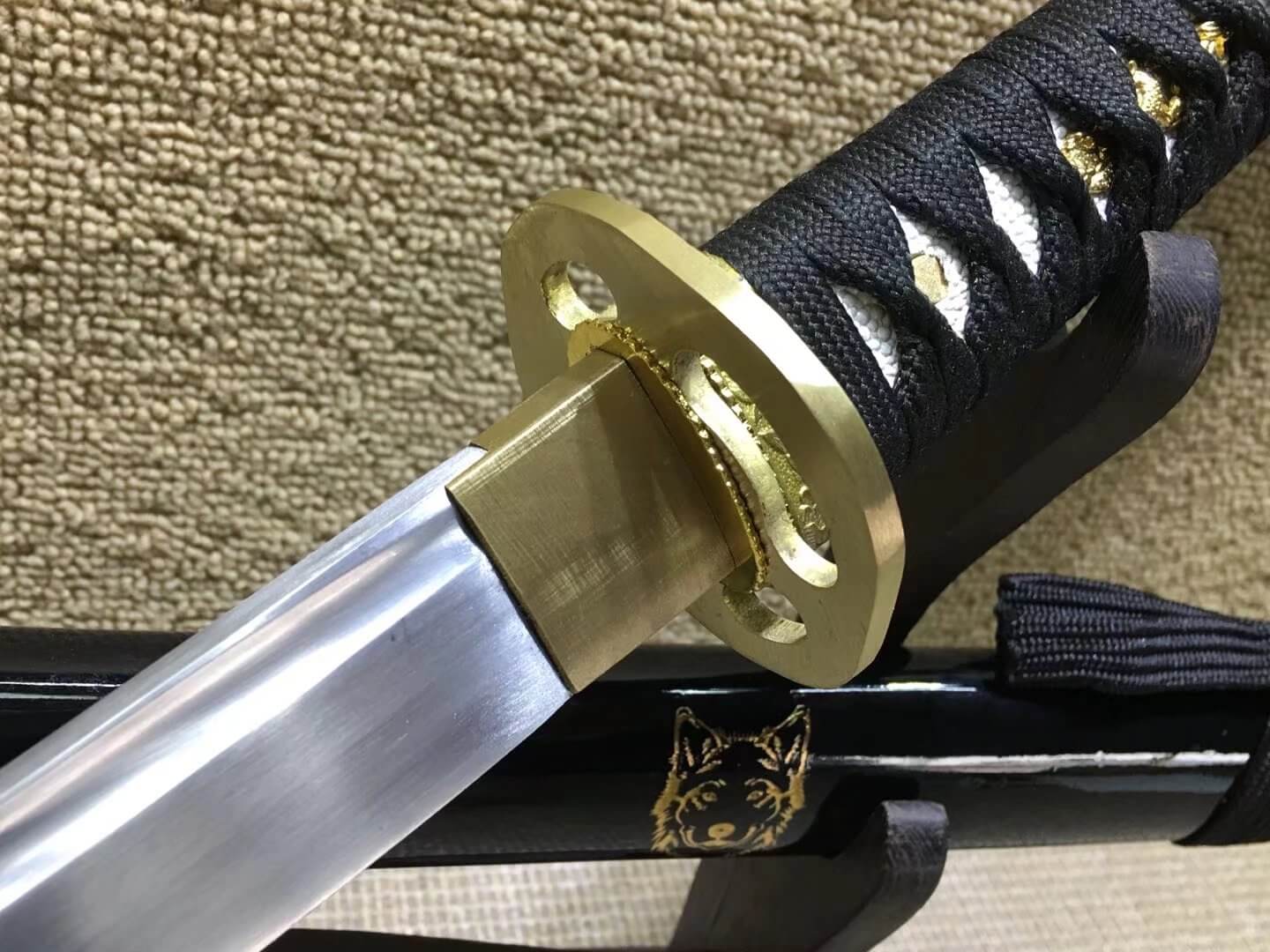 Samurai swords,Medium carbon steel bade,Black scabbard,Brass fitteds