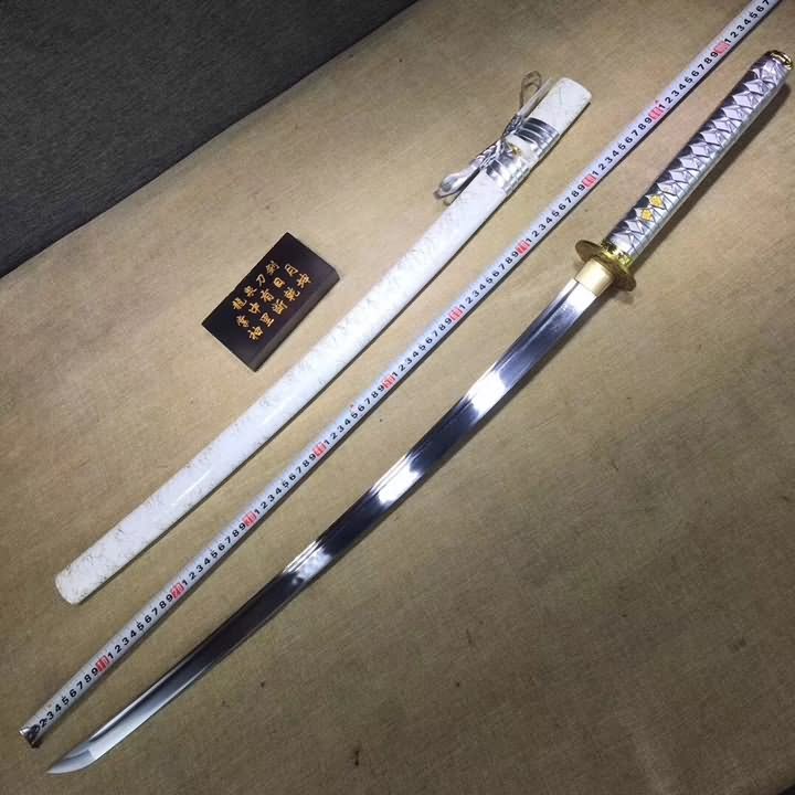 katana,High carbon steel blade,White scabbard,Alloy