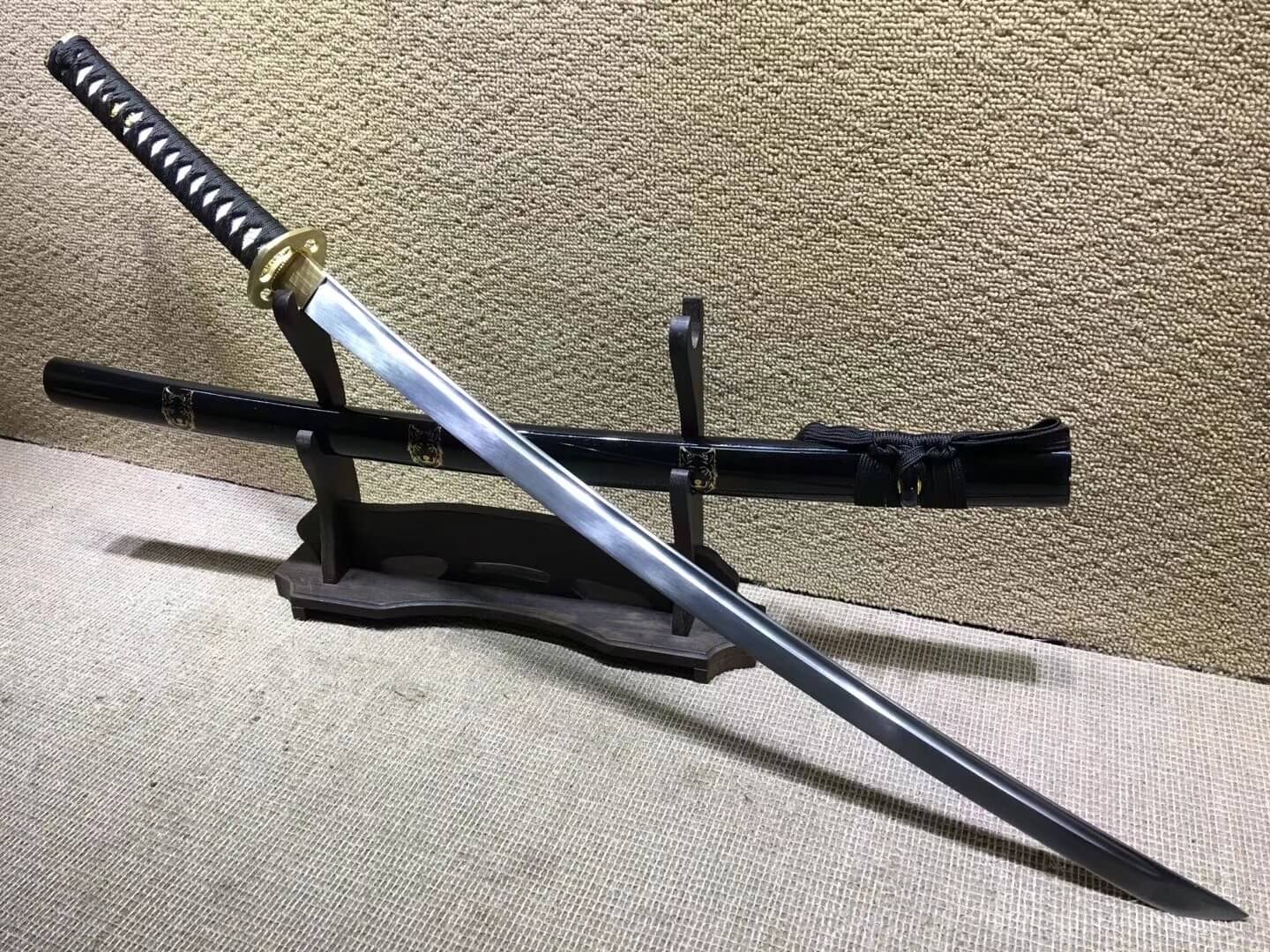 Samurai swords,Medium carbon steel bade,Black scabbard,Brass fitteds