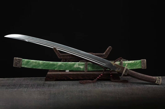 Broadsword,Damascus steel burn blade,Green skin Scabbard,Brass fitting