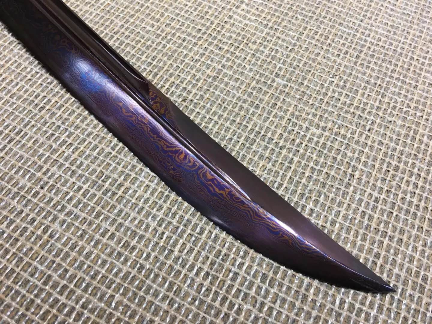 Broadsword/Damascus steel red blade/Black scabbard/Brass fitted