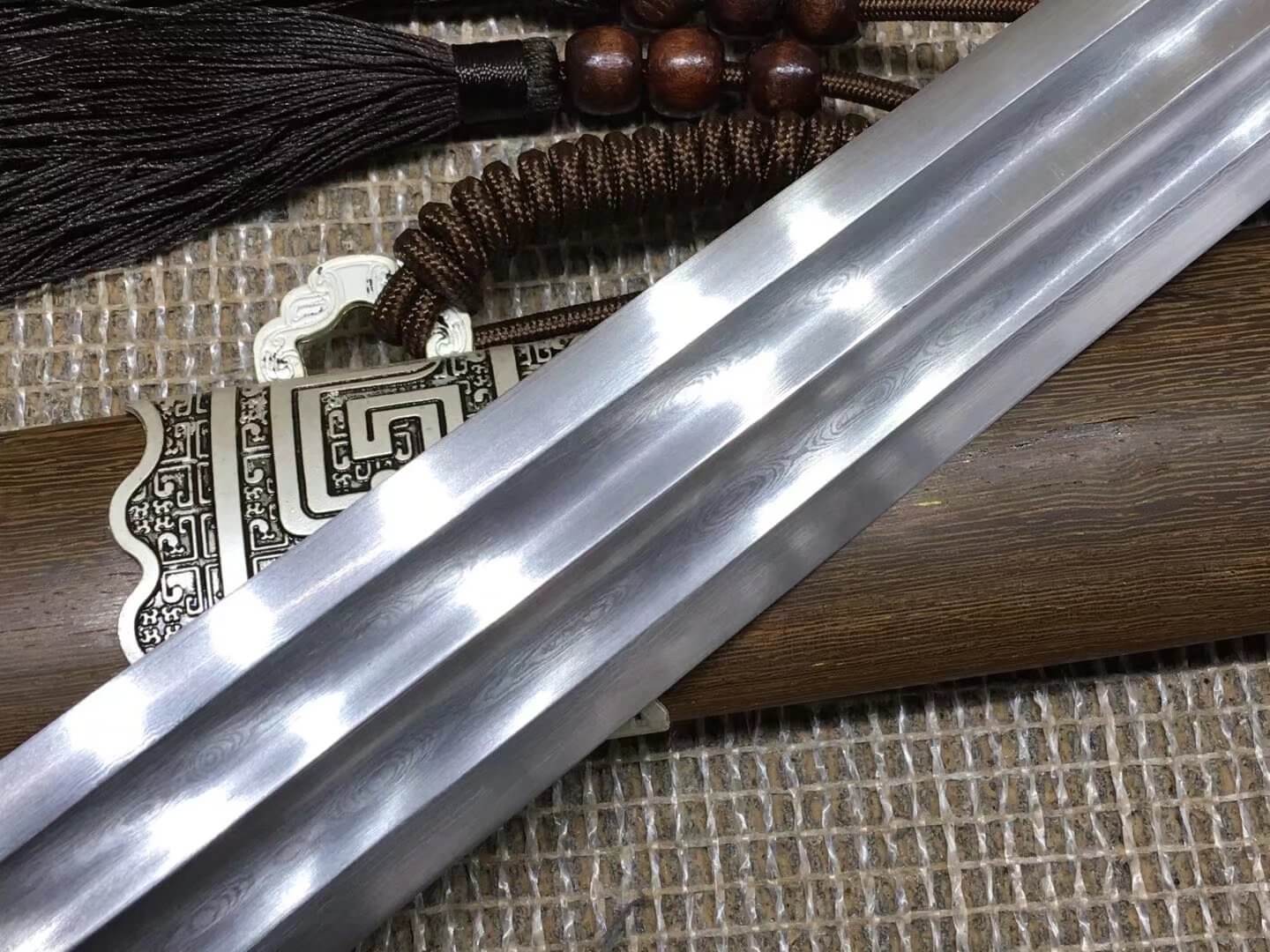 Yuewang sword,Folded steel blade,Rosewood scabbard,Alloy fitted