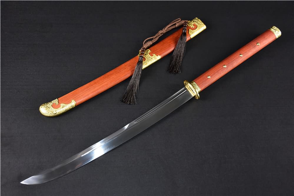 cut horse broadsword,High carbon steel blade,Redwood scabbard