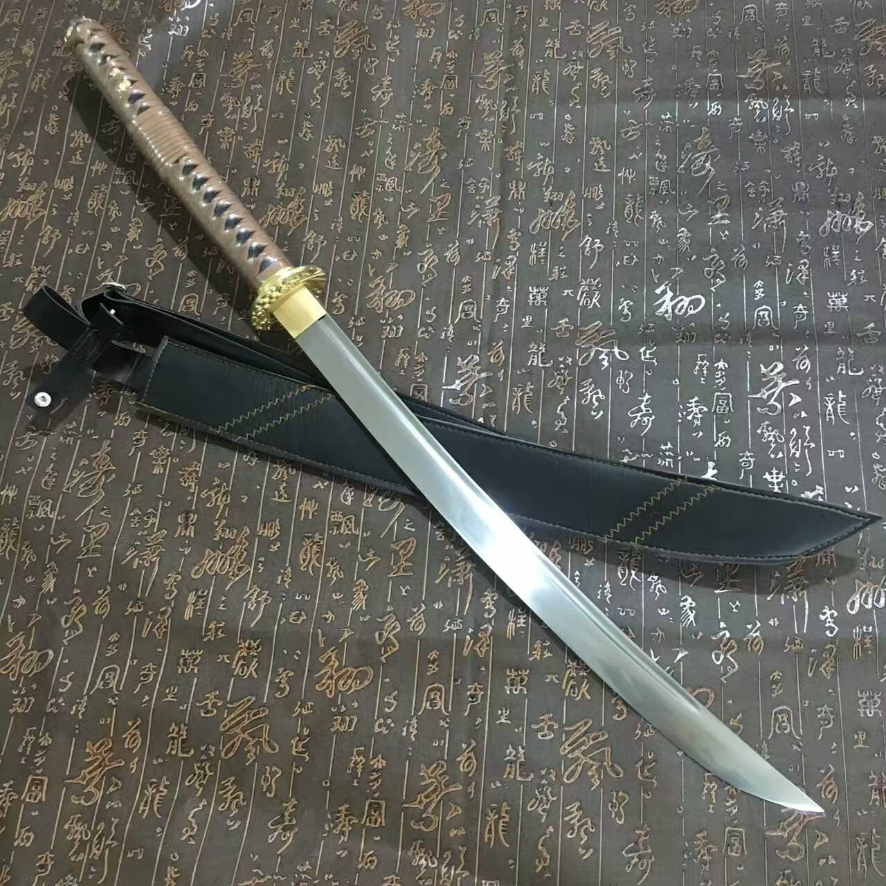 Saber(High manganese steel blade,Leather scabbard,Brass)Full tang