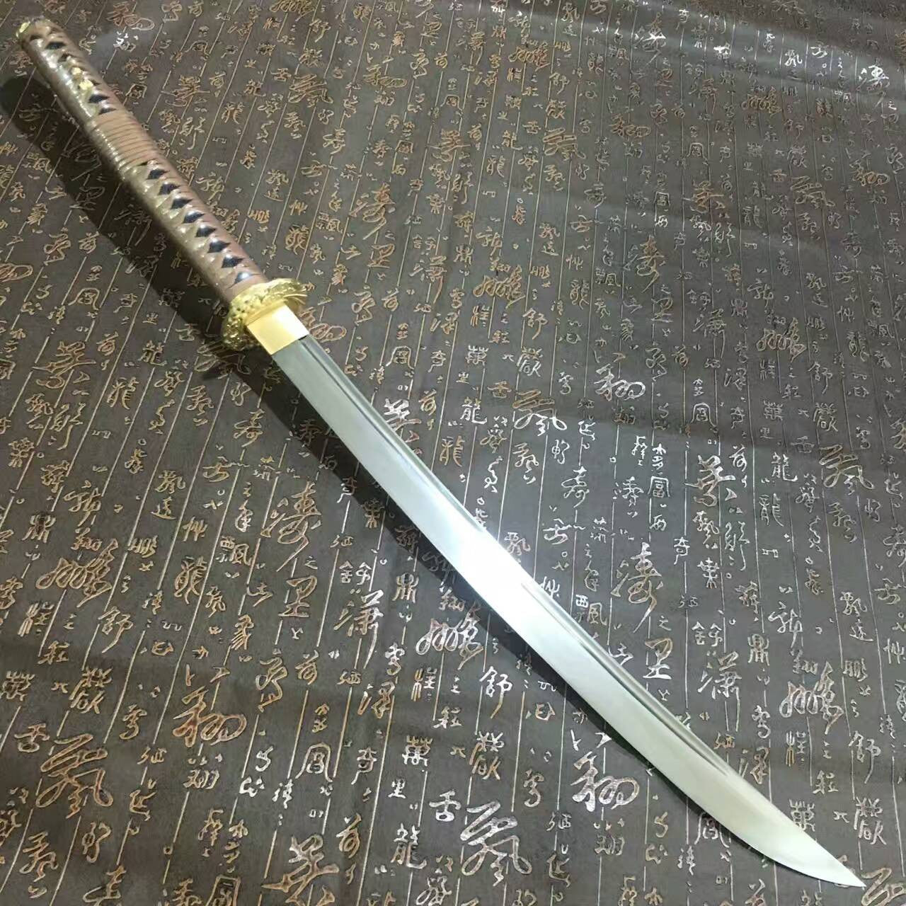 Saber(High manganese steel blade,Leather scabbard,Brass)Full tang