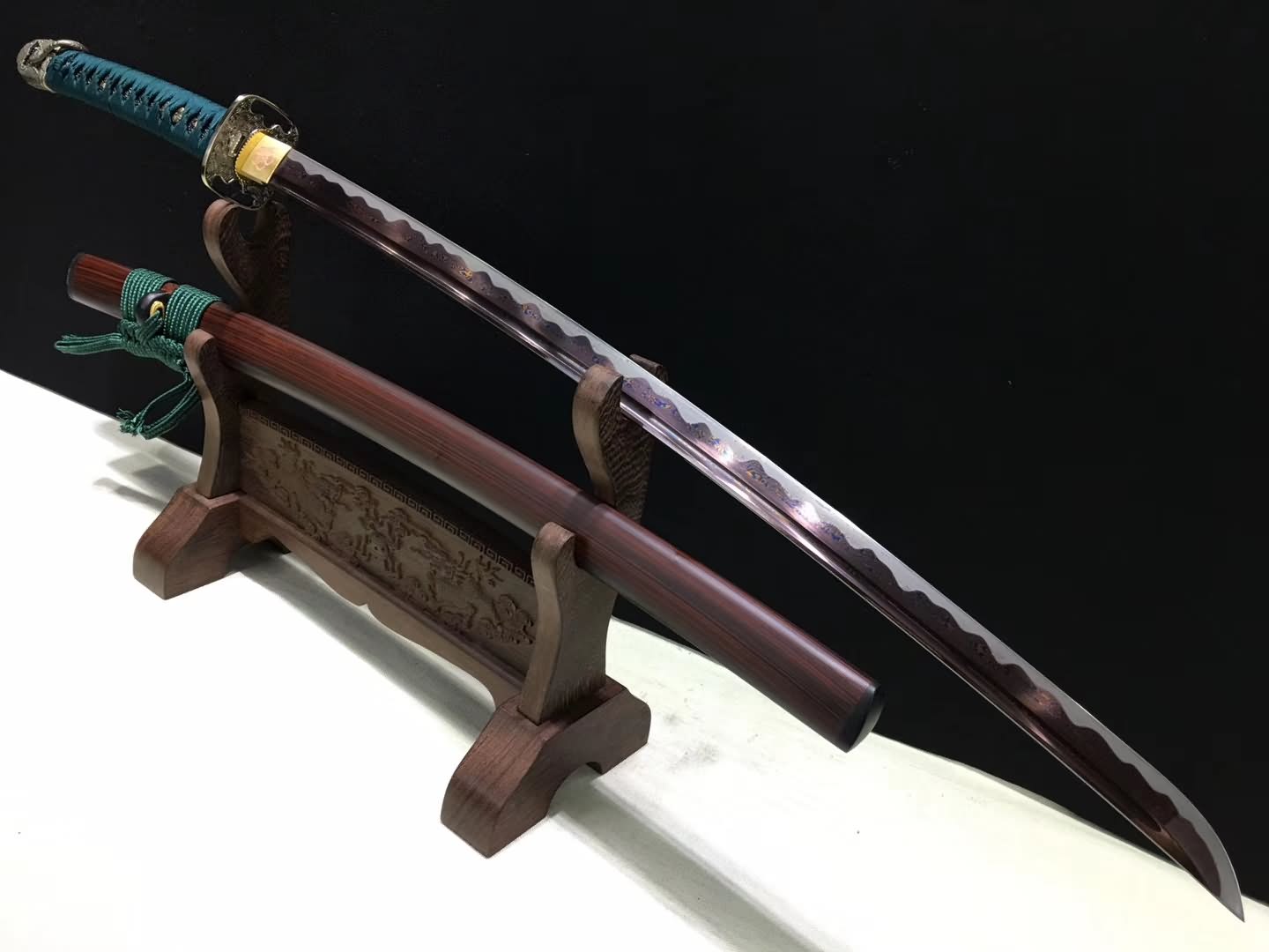 Tachi,Samurai sword,Damascus steel blade,Rosewood scabbard