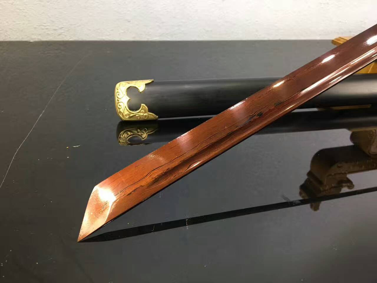 Tang dao(Pattern steel red blade,Black wood scabbard,Brass fitted)Full tang,Length 40"