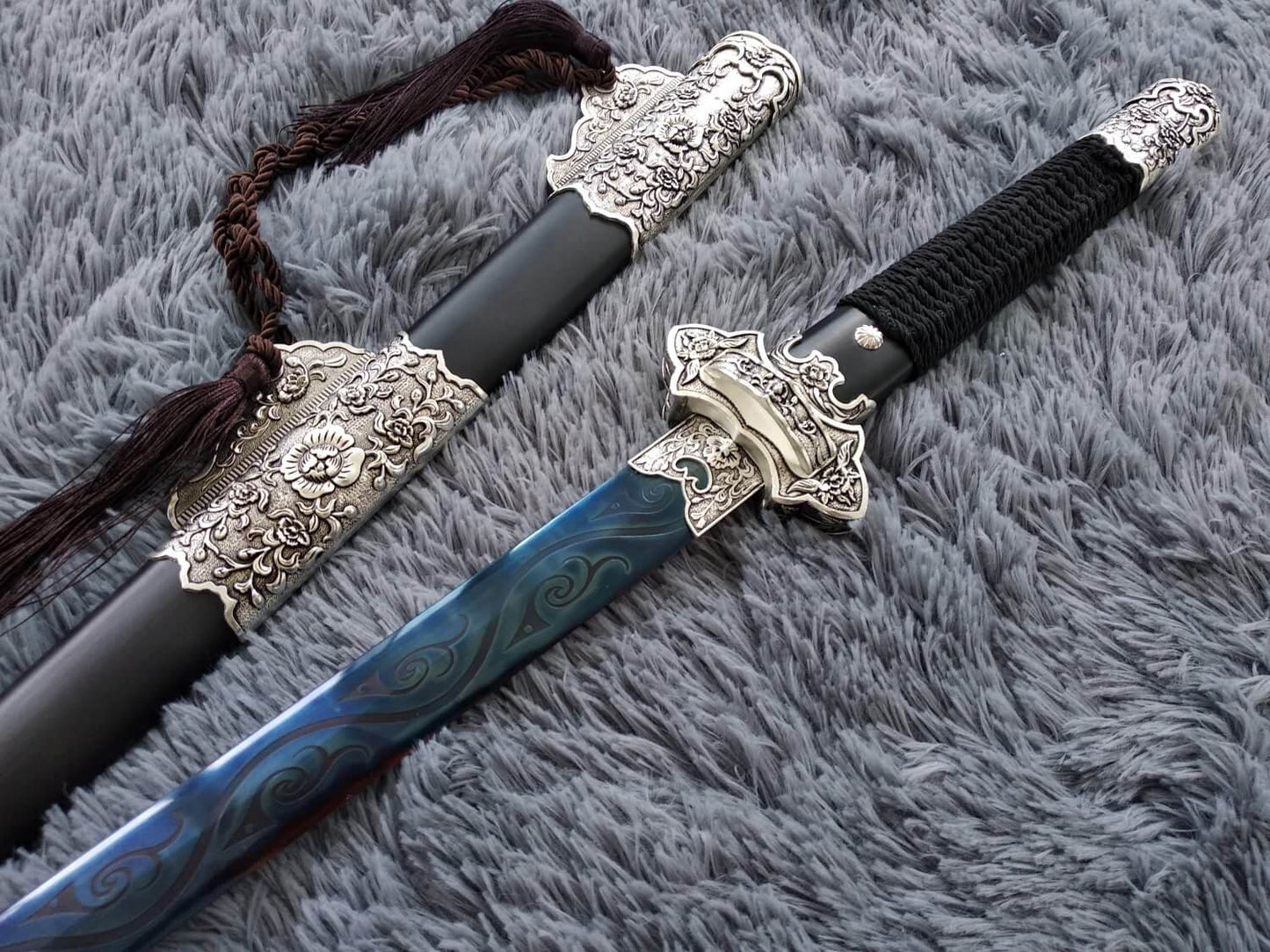 Tang sword,Hand Forged(High manganese steel blue blade,Black wood,Alloy)Full tang