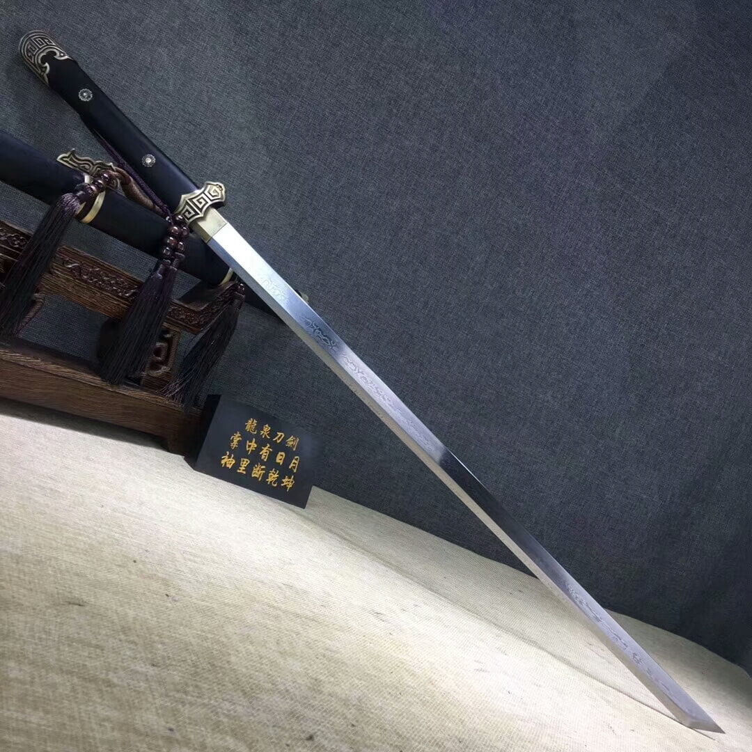 Tang dao,Folded steel blade,Black wood scabbard,Brass fittings