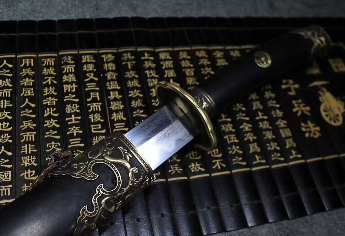 YanlingDao,Broadsword,Damascus steel burn blade,Black wood scabbard